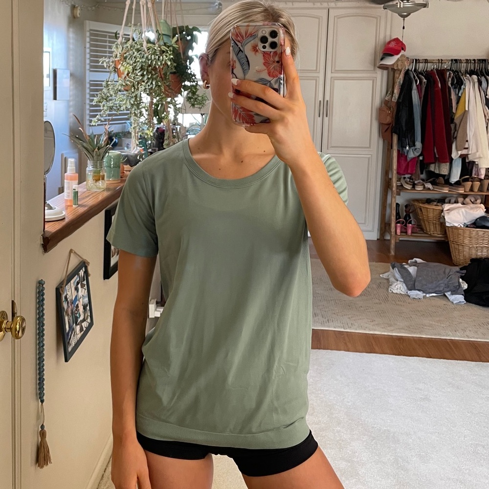 Lululemon Top